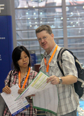 �������Wչ������